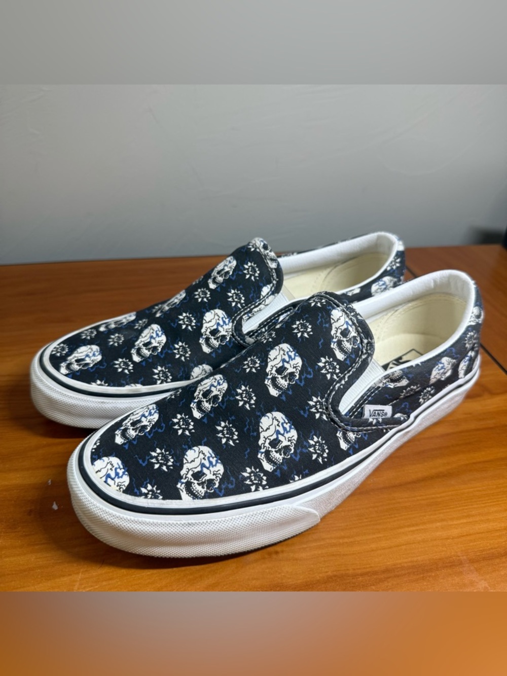 Vans Classic Slip On Canvas Sneaker Shoe Flash Skull Skater Gothic Black White